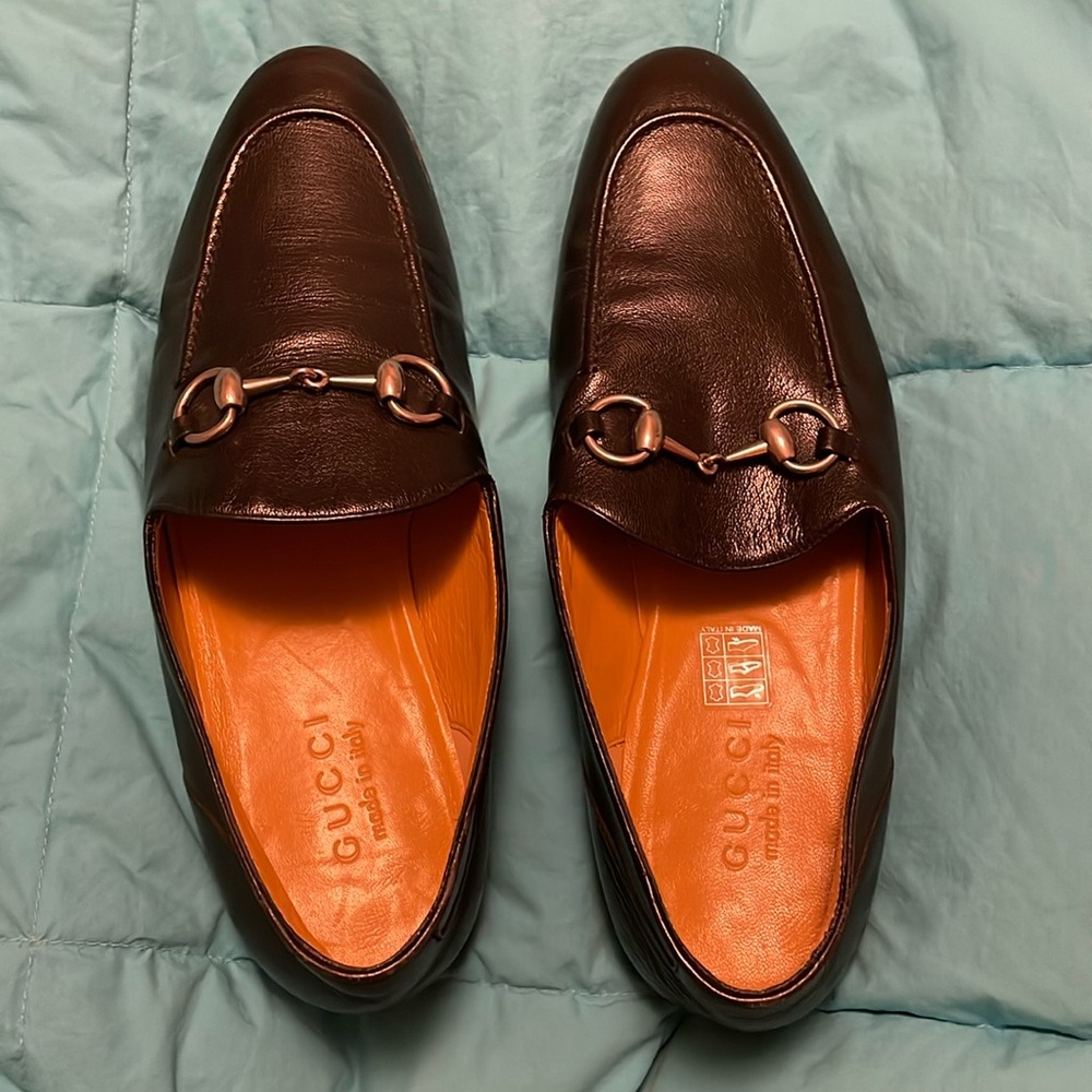 Men’s Gucci loafers. Black. Size 40 E